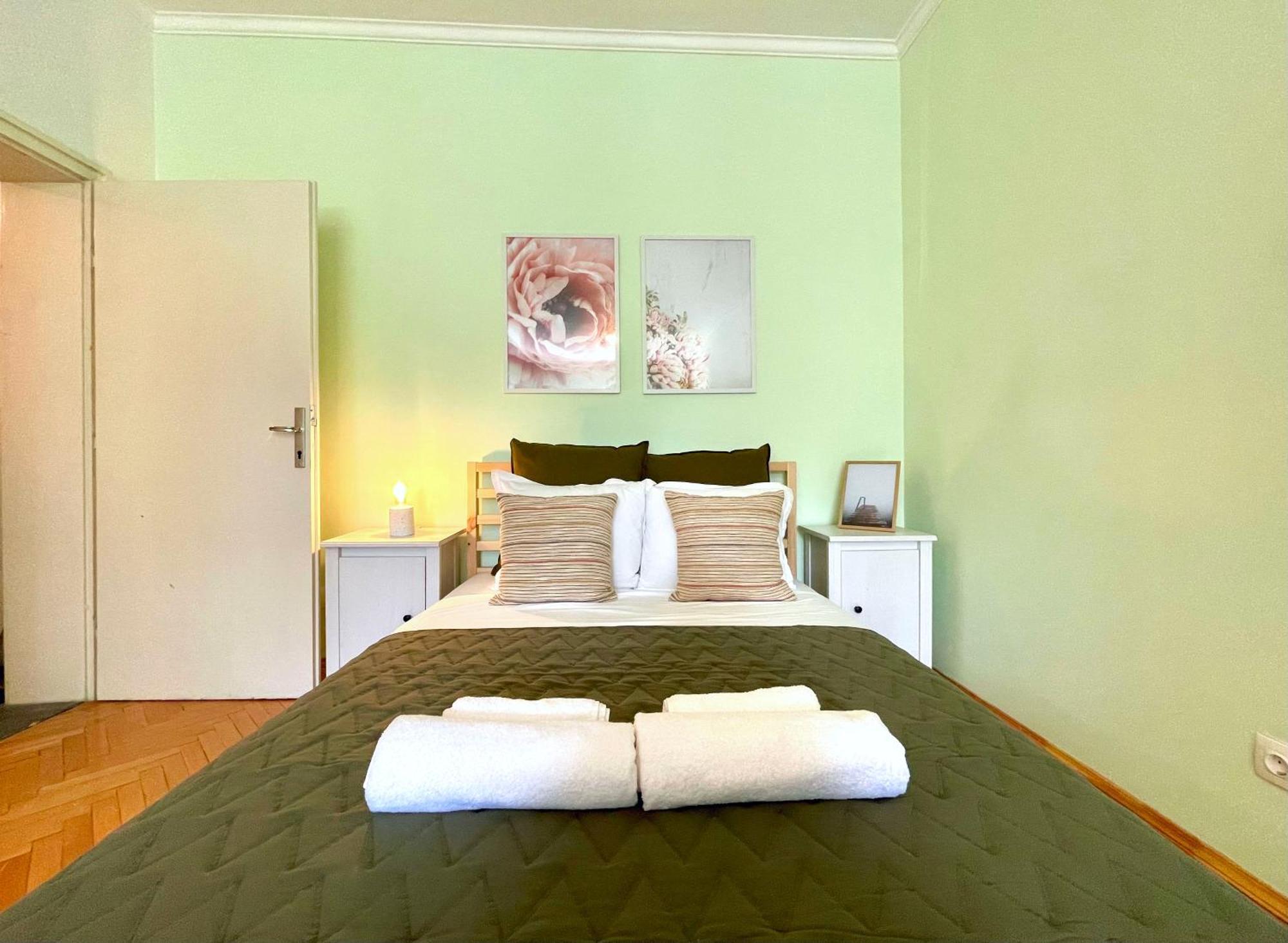 Bohemian Bright & Calm 2Br - Top Center - Private Balcony Sofia Exterior photo